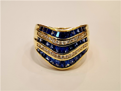 Tipo: Anillo Ring - Estilo: Modero - Material: Oro  - Piedras: Zafiros y Diamantes