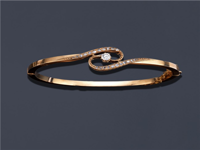 Tipo: Pulsera pedida - Estilo: Antigua Circa 1.900 - Material: Oro rosa - Piedras: Diamantes talla antigua y Diamantes talla rosa